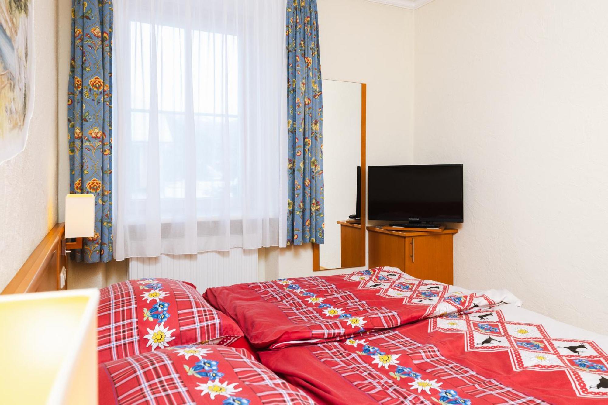 Ferien Beim Steiner Hotel Predlitz ภายนอก รูปภาพ